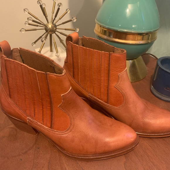 Sixty Seven boots EUC - Picture 4 of 5